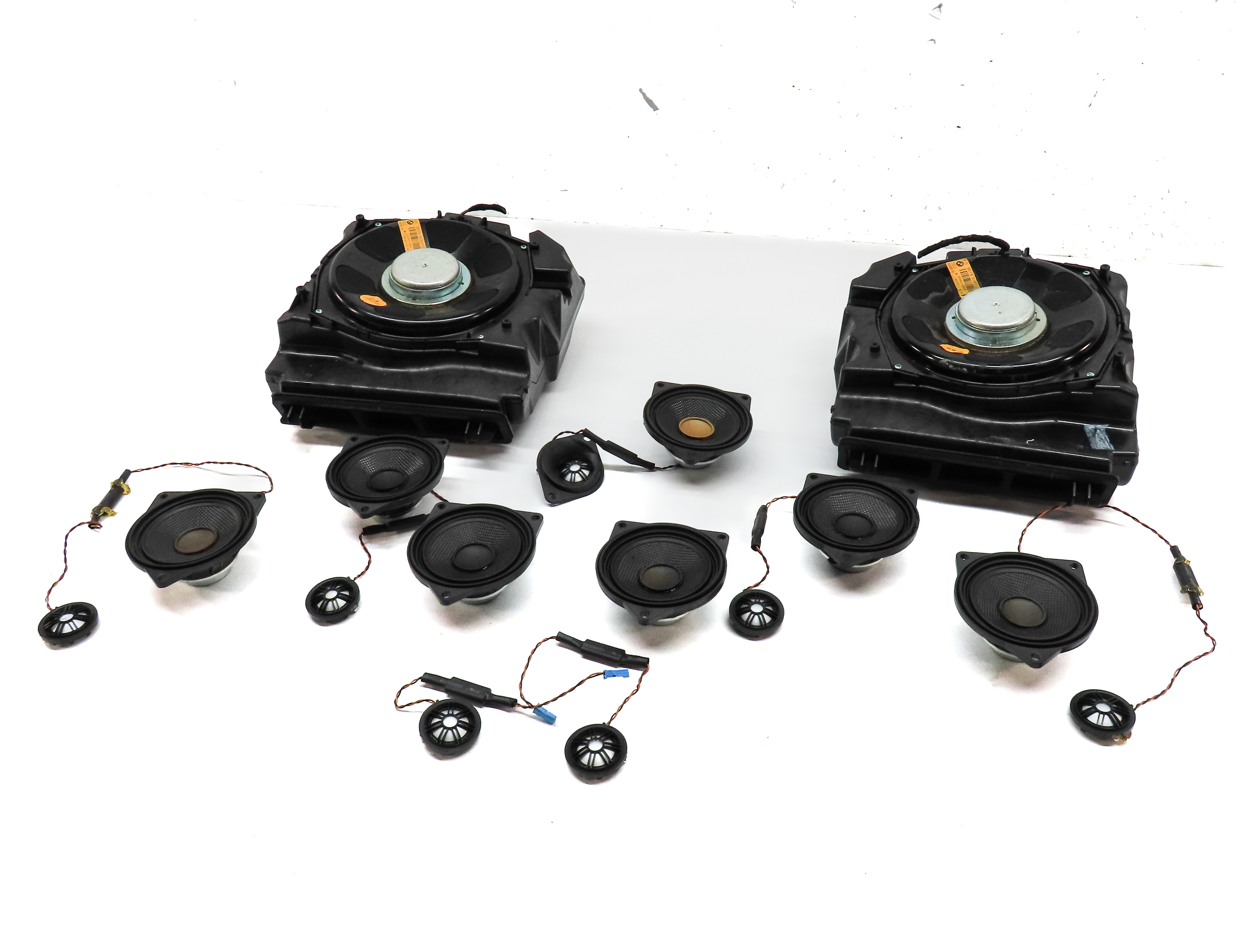 2011 BMW 535XiGT (F07) RADIO STEREO AUDO SOUND SYSTEM SPEAKER SUBWOOFER SET/16 — exact item pictured